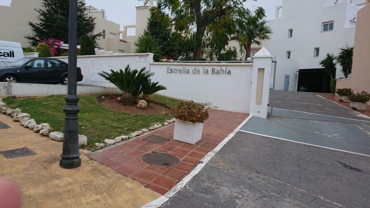 Appartamento Estrella de La Bahia Casares Esterno foto